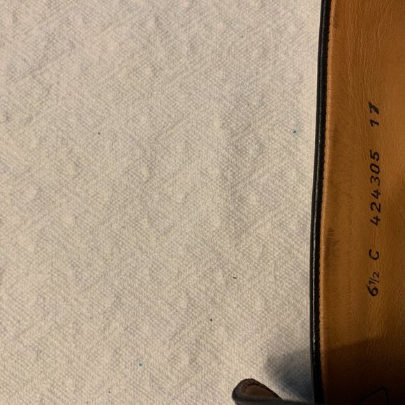 J.M. Weston men's size 8 mocassin - Picture 9 of 12